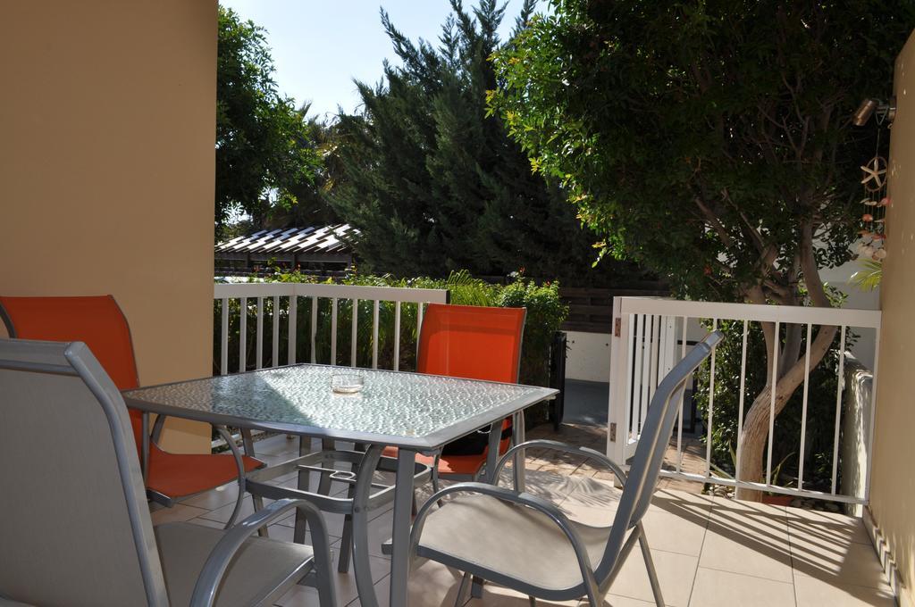 Sunset Garden Villa Perivolia Bagian luar foto